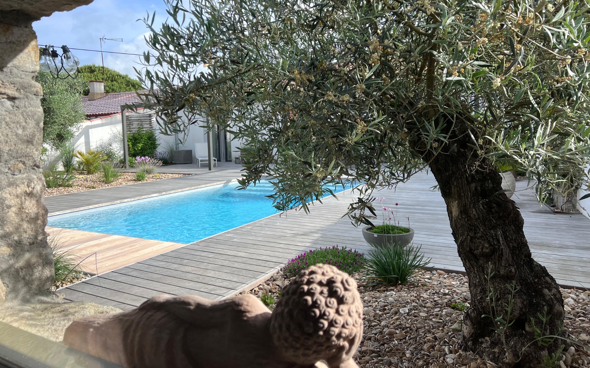 Piscine extérieure chauffée partagée à L’Épine