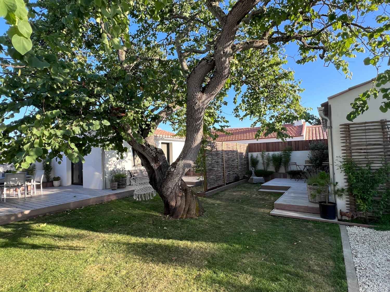 Extérieur de la suite ONNO 1 à L’Épine